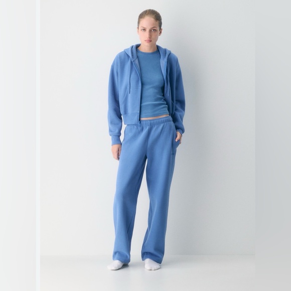 Aritzia Pants - Aritzia Blue Track Pants & Top Set